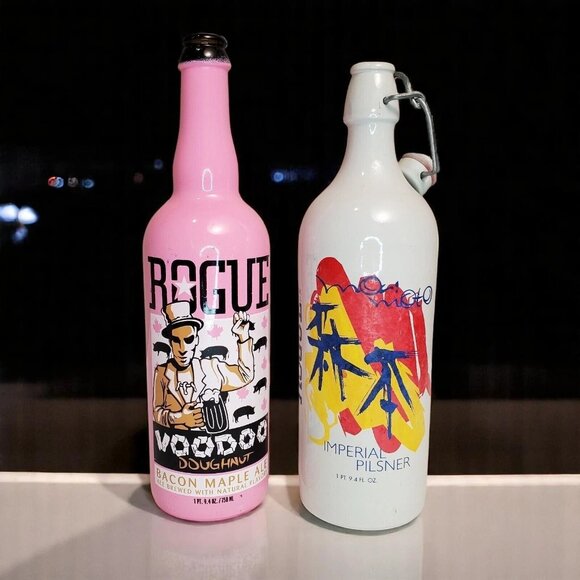 ROGUE Signature Imperial Pilsner & Voodoo Doughnut Bacon Maple Ale EMPTY Bottles - Picture 8 of 16